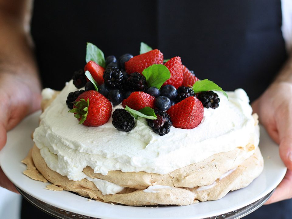 Tarta Pavlova, una de las recetas clásicas más famosas